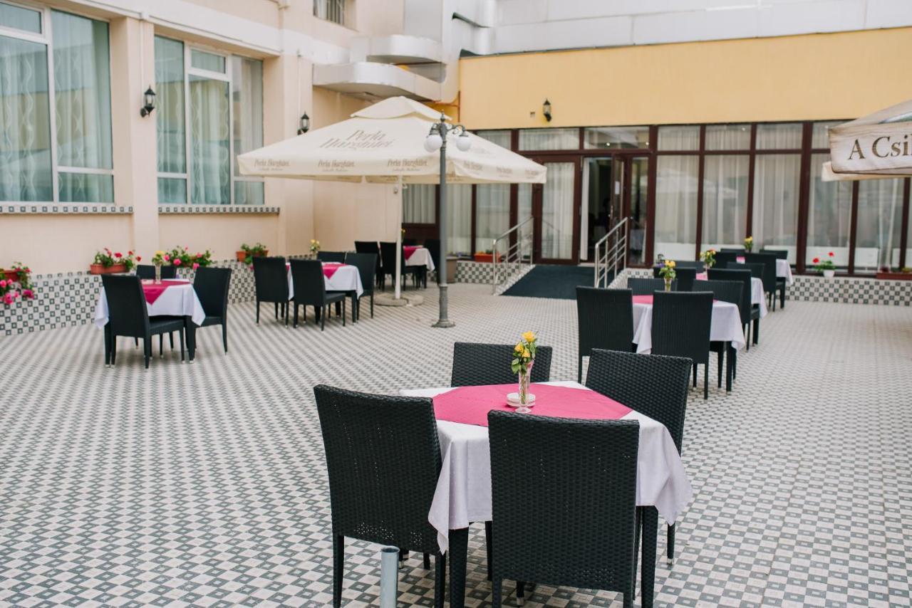 Hotel Complex Balnear Cerbul Covasna Exterior foto