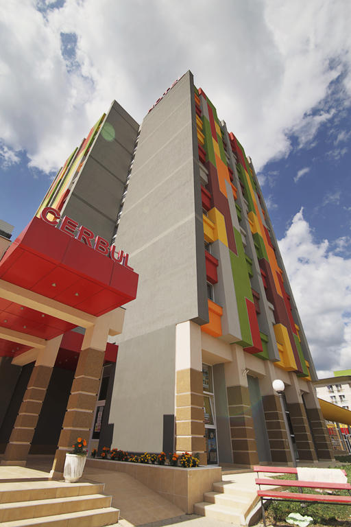 Hotel Complex Balnear Cerbul Covasna Exterior foto